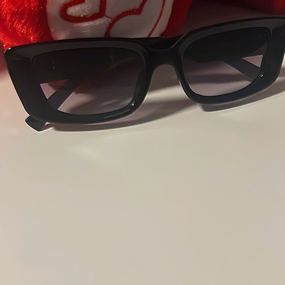 Classic Black Sunglasses